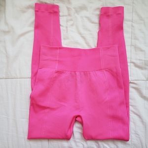 Gymshark Ultra Seamless Crop Leggings Cyber Pink